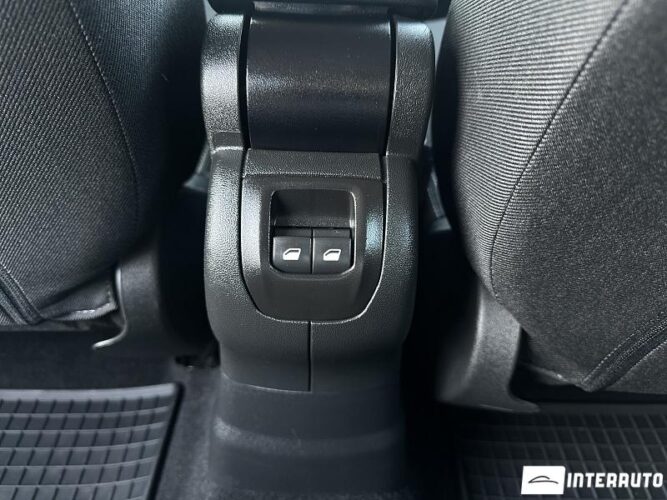 Peugeot 301 40 interauto-car