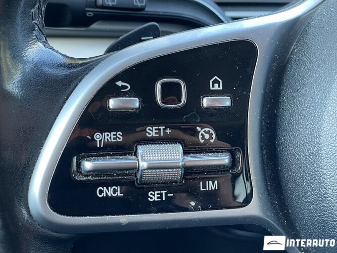 Mercedes GLE 300d 42 interauto-car