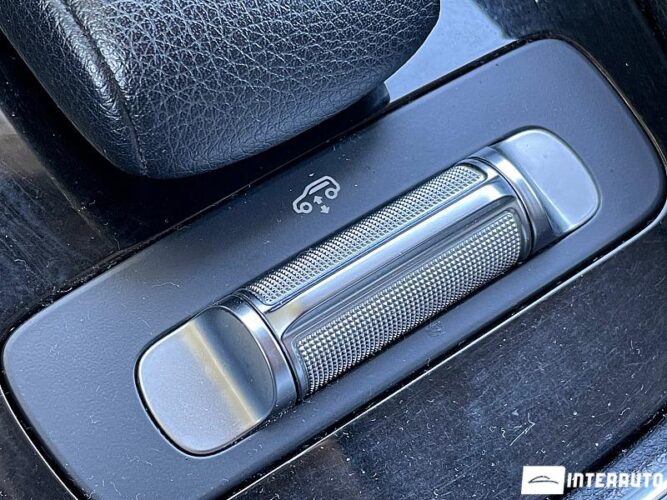 Mercedes GLE 300d 48 interauto-car