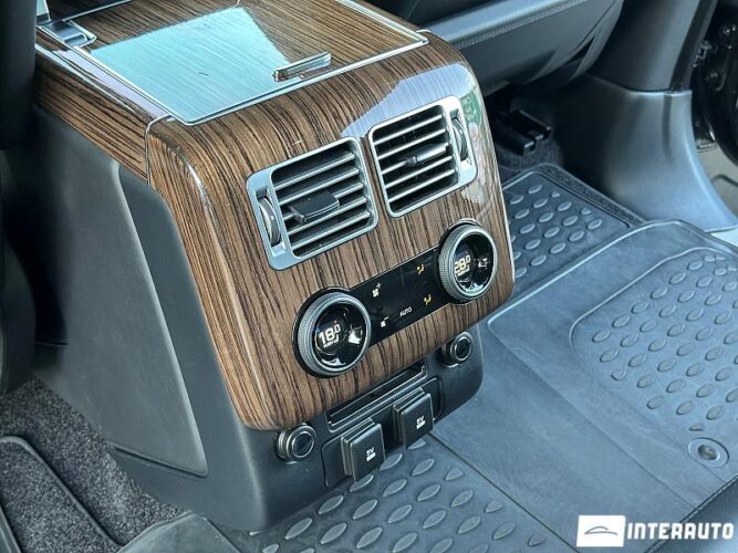 Land Rover Range Rover Vogue 49 interauto-car