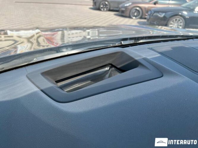 BMW X3 M4.0i 46 interauto-car