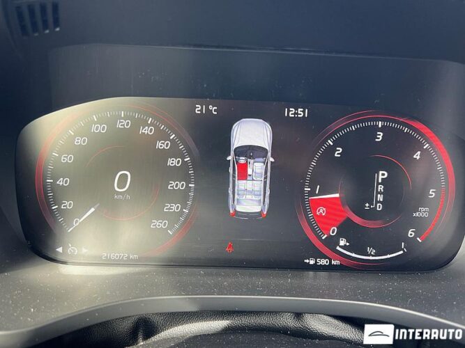 Volvo XC 60 36 interauto-car