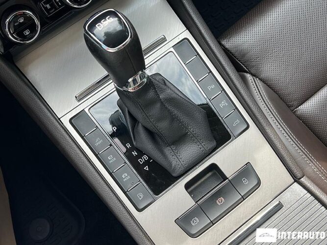 Skoda Superb 45 interauto-car