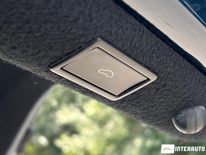 Skoda Superb 50 interauto-car