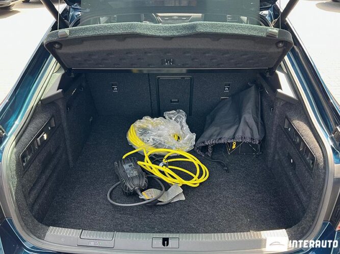 Skoda Superb 49 interauto-car