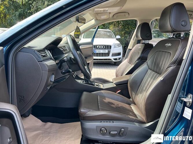 Skoda Superb 35 interauto-car