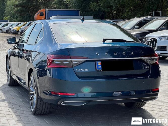 Skoda Superb 34 interauto-car