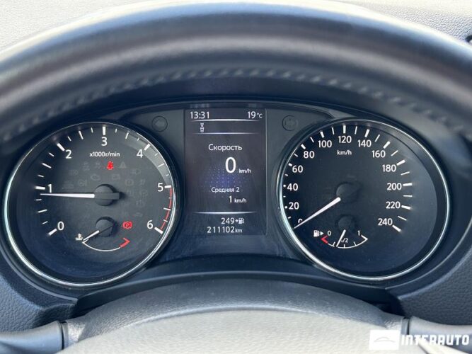 Nissan Qashqai 39 interauto-car