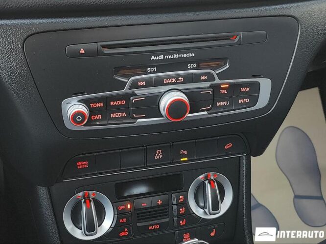 Audi Q3 40 interauto-car