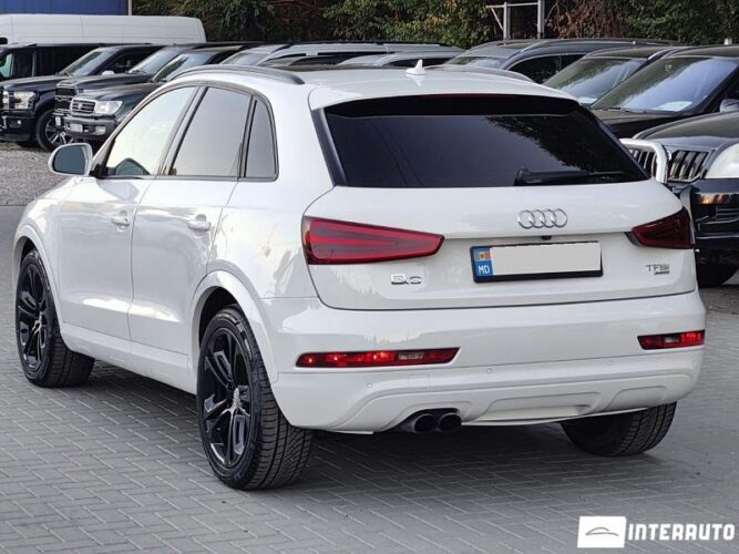 Audi Q3 32 interauto-car