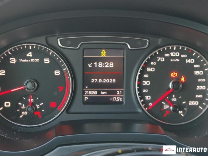 Audi Q3 38 interauto-car