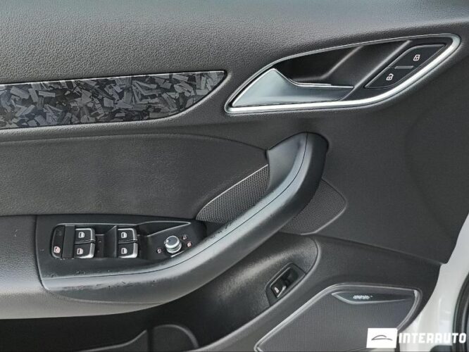 Audi Q3 44 interauto-car