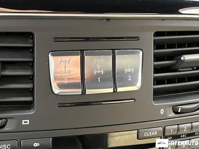 Mercedes G 500 44 interauto-car