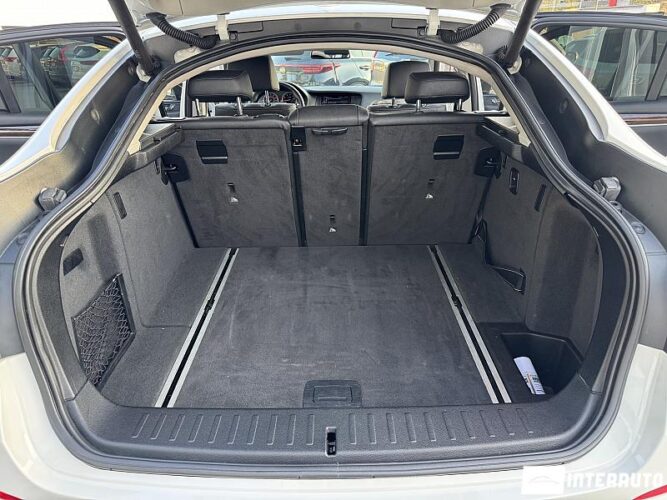 BMW X4 2.8i 53 interauto-car