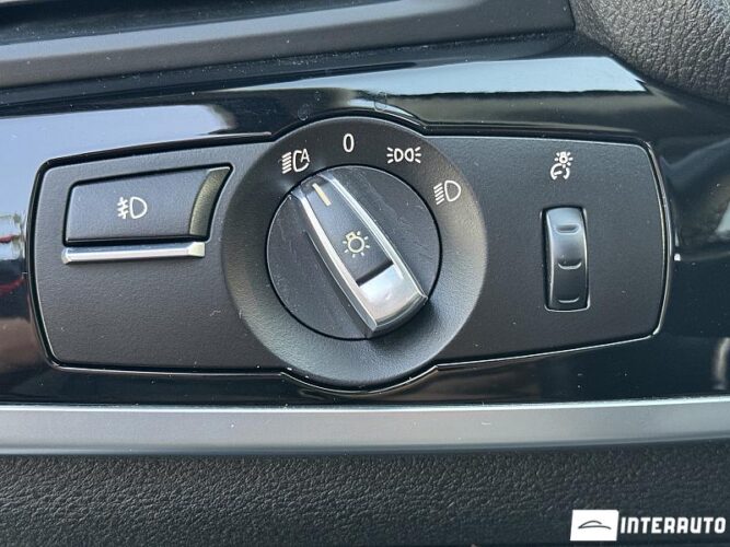 BMW X4 2.8i 51 interauto-car