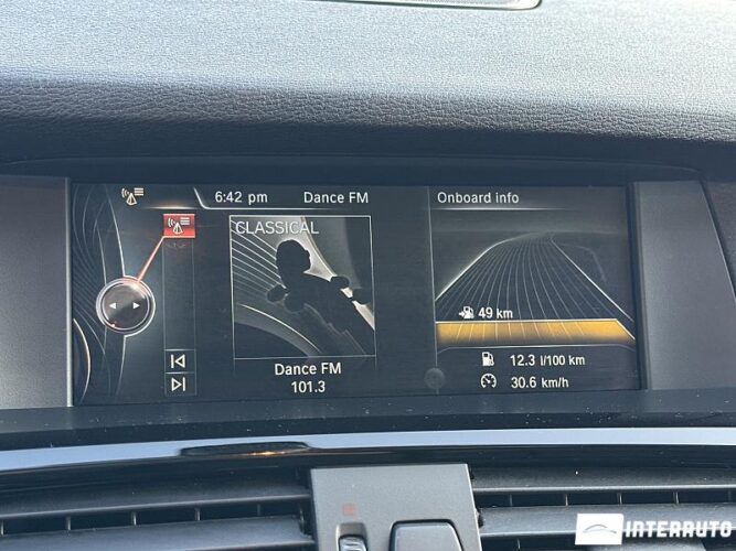 BMW X4 2.8i 41 interauto-car