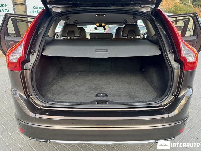 Volvo XC 60 51 interauto-car