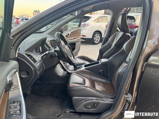 Volvo XC 60 36 interauto-car