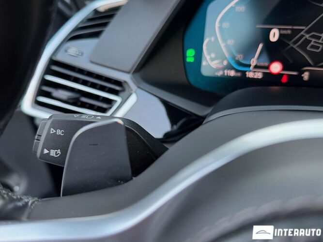 BMW X5 4.5e 56 interauto-car