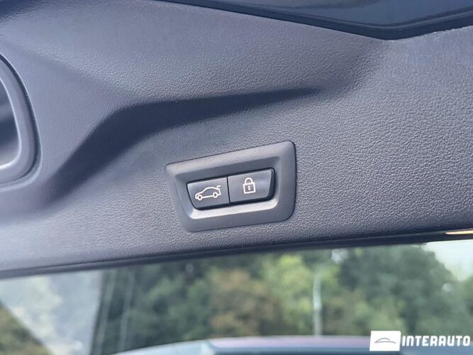 BMW X5 4.5e 51 interauto-car