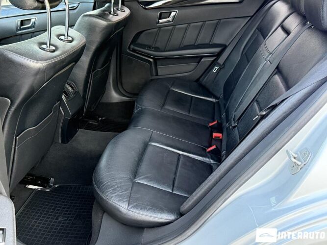Mercedes E 220 47 interauto-car