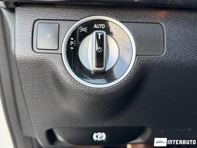 Mercedes E 220 39 interauto-car