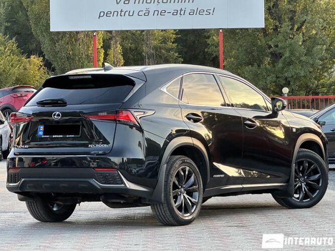 Lexus NX 300H 33 interauto-car