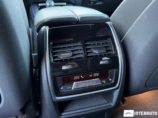 BMW X5 4.0i 51 interauto-car