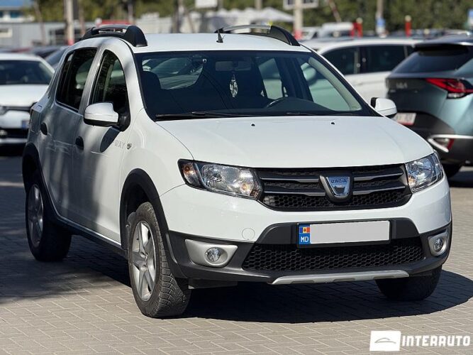Dacia Sandero Stepway 28 interauto-car