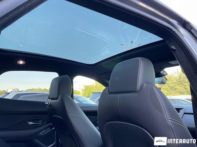 Jaguar E-Pace 52 interauto-car