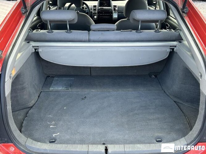 Toyota Prius 40 interauto-car