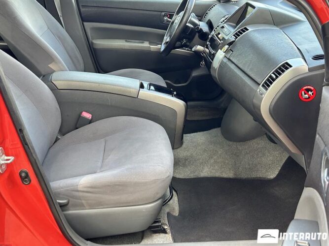 Toyota Prius 37 interauto-car