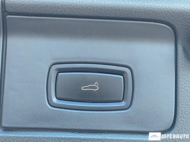 Porsche Panamera S 47 interauto-car