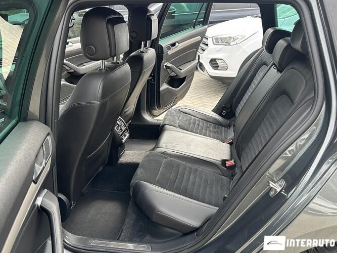 Volkswagen Passat GTE 43 interauto-car