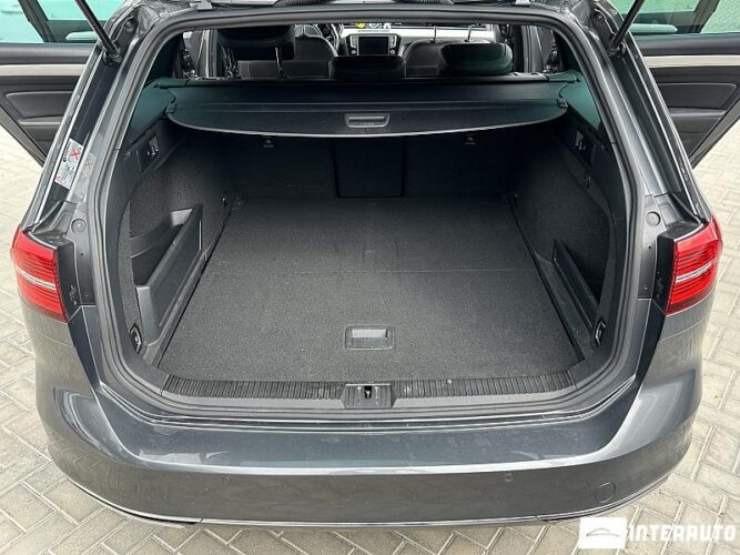 Volkswagen Passat GTE 50 interauto-car