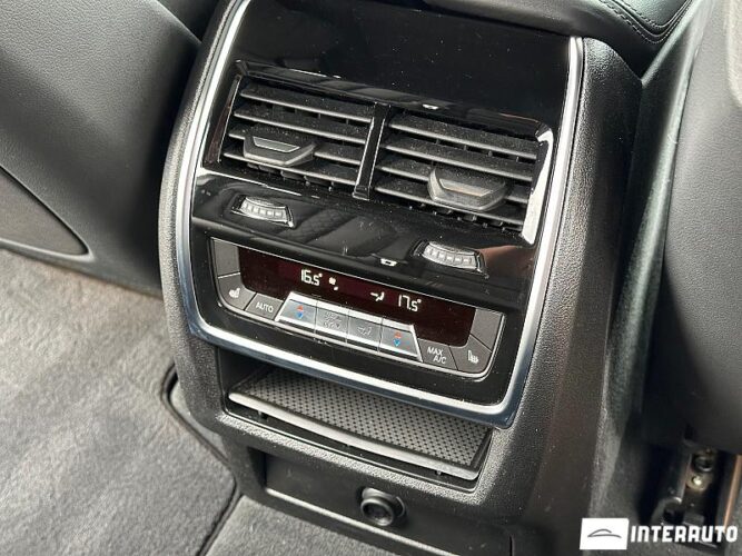 BMW X5 4.0i 54 interauto-car