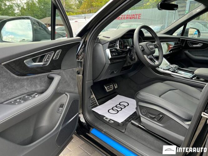 Audi Q7 37 interauto-car
