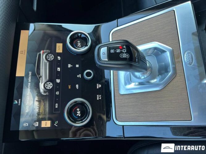 Land Rover Range Rover Evoque 46 interauto-car