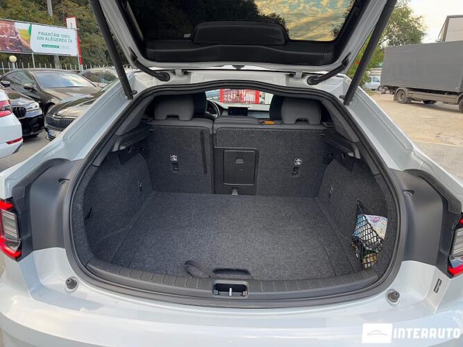 Volvo Polestar 2 51 interauto-car