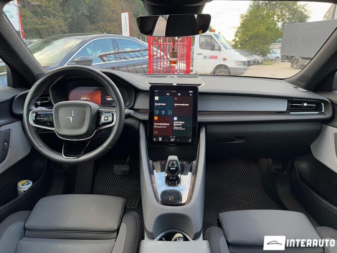 Volvo Polestar 2 43 interauto-car