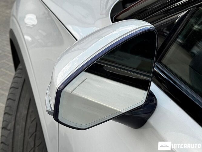 Volvo Polestar 2 57 interauto-car