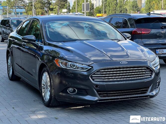 Ford Fusion 32 interauto-car