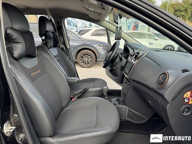 Dacia Sandero Stepway 47 interauto-car