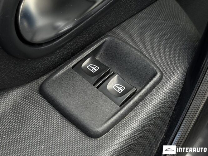 Dacia Sandero Stepway 49 interauto-car