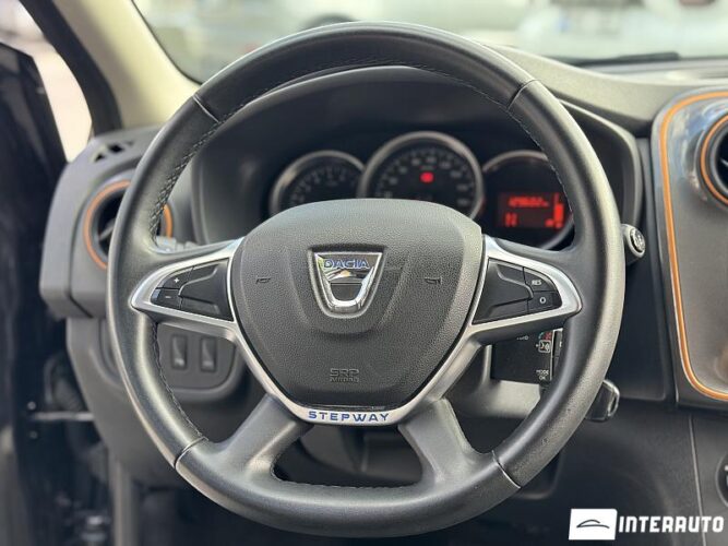 Dacia Sandero Stepway 38 interauto-car