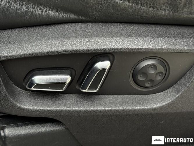 Audi Q7 56 interauto-car