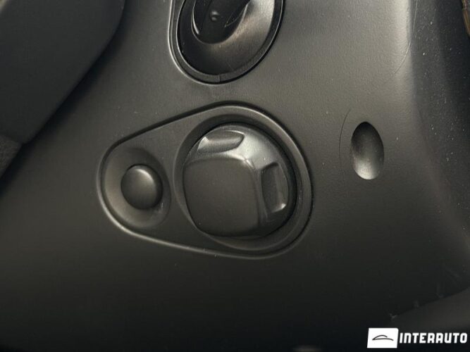 Audi Q7 55 interauto-car