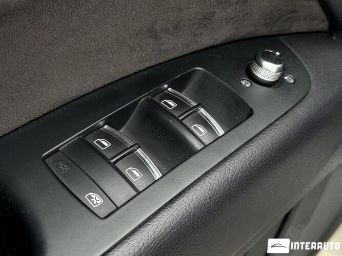 Audi Q7 53 interauto-car