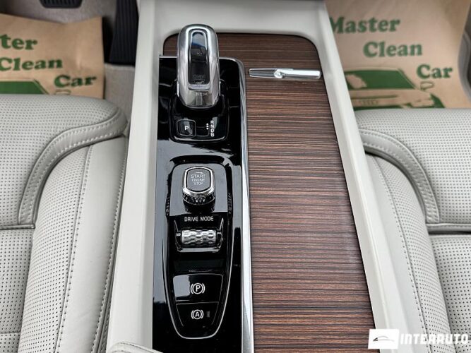 Volvo XC 60 59 interauto-car