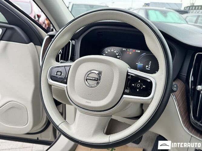 Volvo XC 60 52 interauto-car